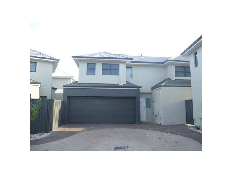 2/37 Harman Place, Aveley WA 6069