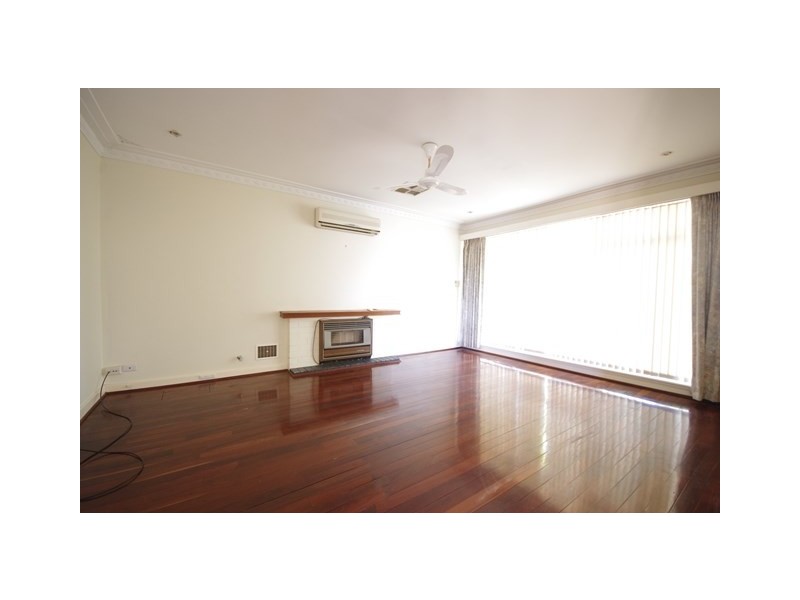 18 Urawa Street, Dianella WA 6059