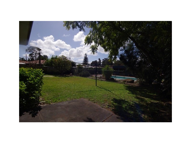 18 Urawa Street, Dianella WA 6059