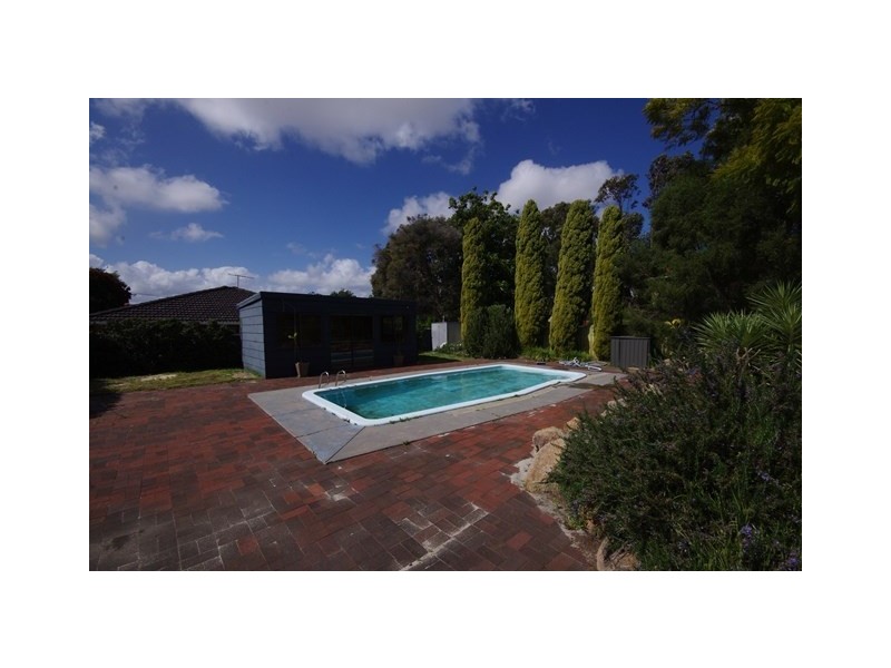 18 Urawa Street, Dianella WA 6059