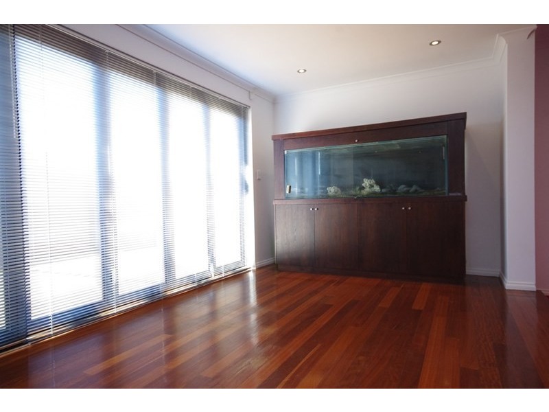 7D Oakney Avenue, Nollamara WA 6061