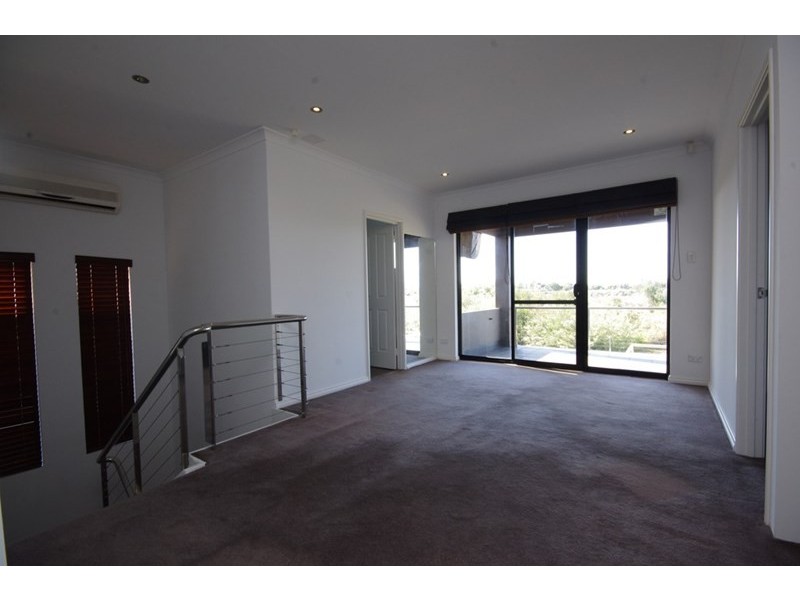 7D Oakney Avenue, Nollamara WA 6061