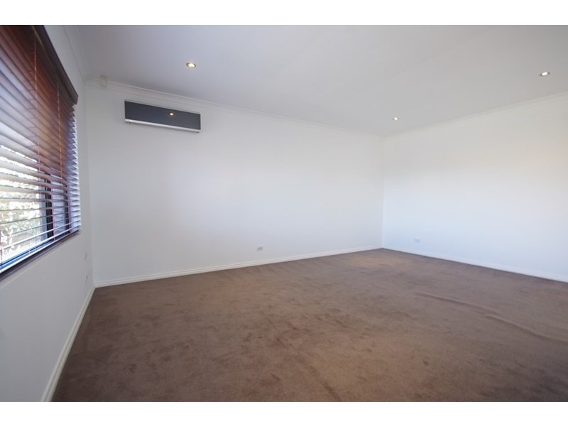 7D Oakney Avenue, Nollamara WA 6061