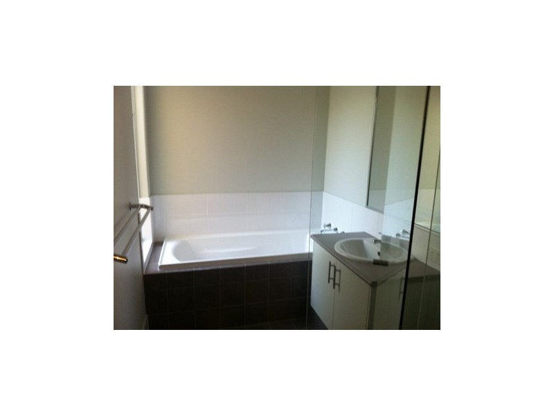 30 Sacramento Parade, Hocking WA 6065