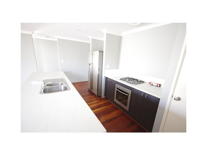 21 Glenesk Street, Madeley WA 6065