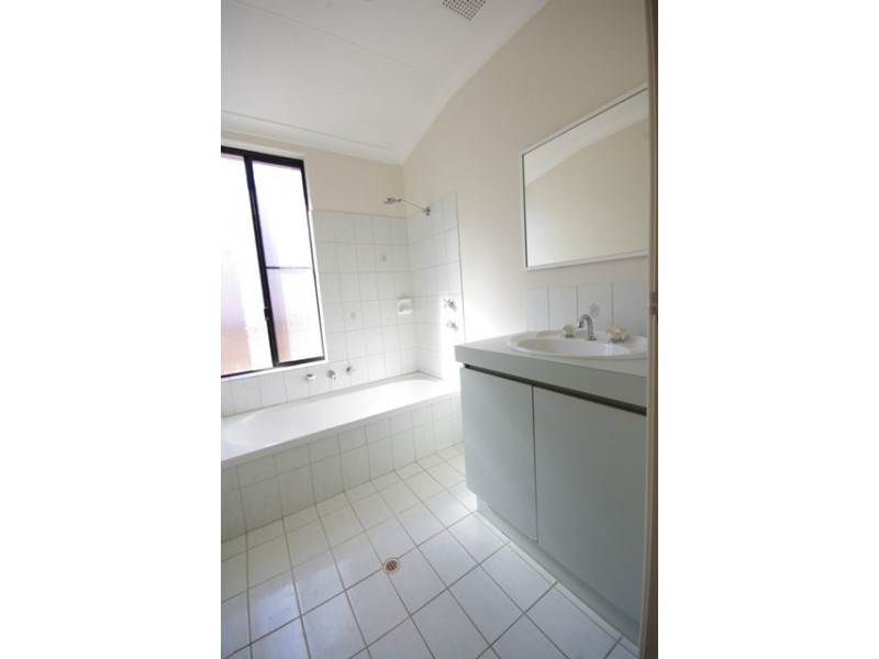 41 Parella Court, Beechboro WA 6063