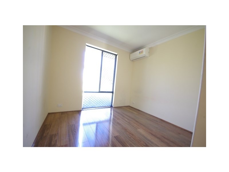 298 Illawarra Crescent, Ballajura WA 6066