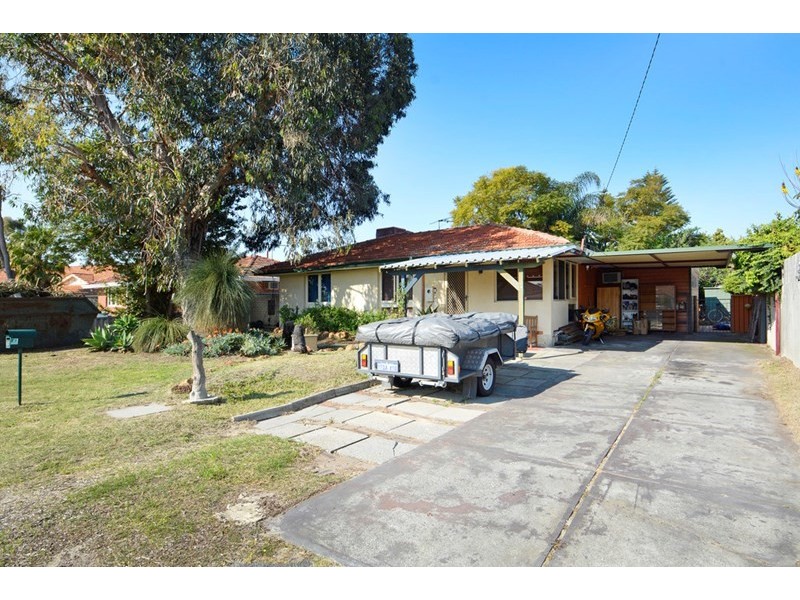 57 Meakers Way, Girrawheen WA 6064