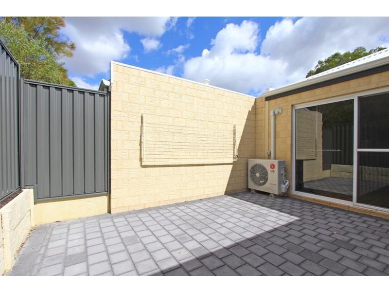 40a and b Hepburn Way, Balga WA 6061