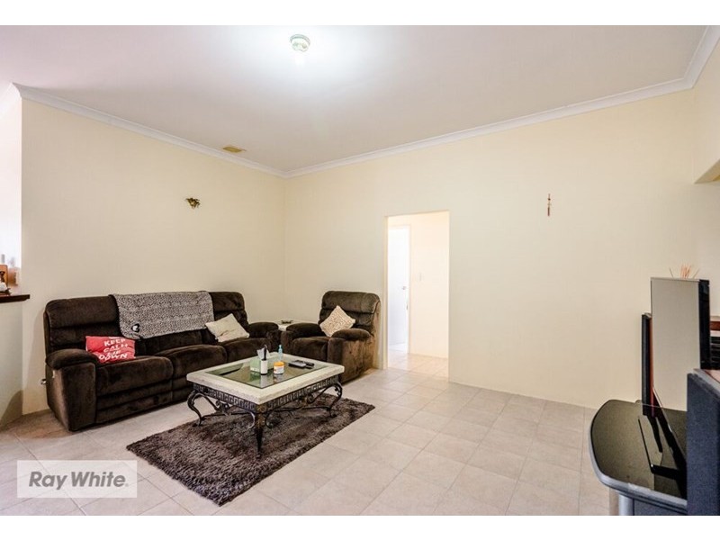 9 Clivedon Court, Ballajura WA 6066