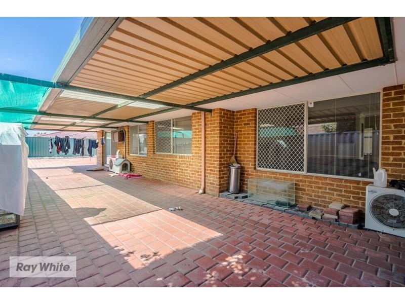 9 Clivedon Court, Ballajura WA 6066