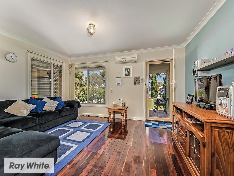 6 Stoke Court, Girrawheen WA 6064