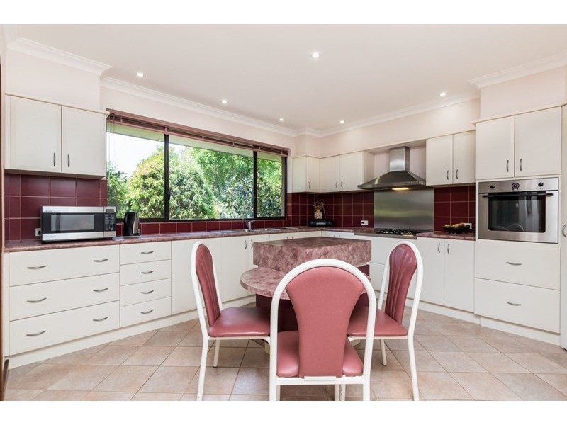 33 Windelya Road, Kardinya WA 6163