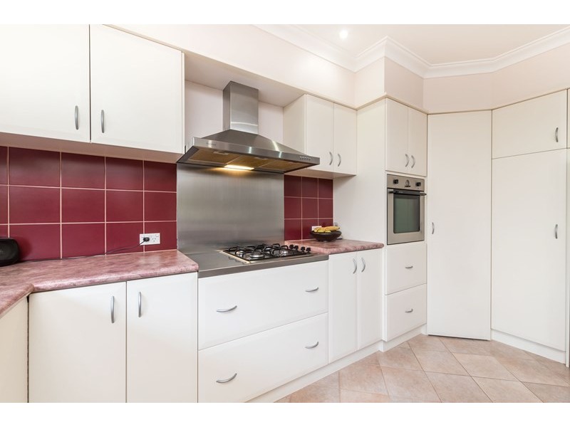 33 Windelya Road, Kardinya WA 6163