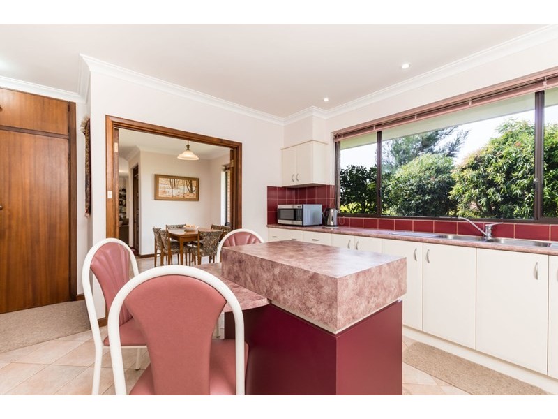 33 Windelya Road, Kardinya WA 6163