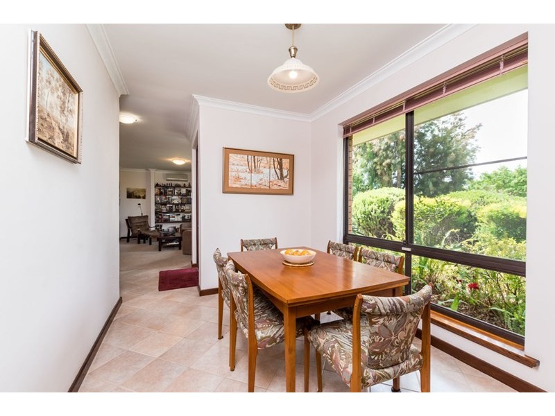 33 Windelya Road, Kardinya WA 6163
