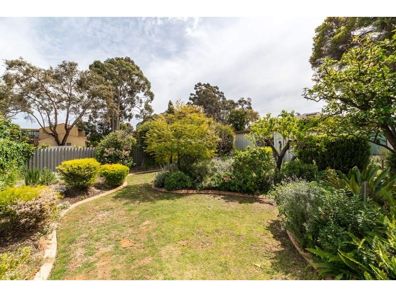 33 Windelya Road, Kardinya WA 6163