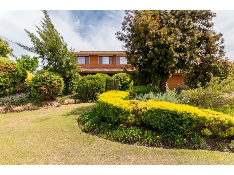 33 Windelya Road, Kardinya WA 6163