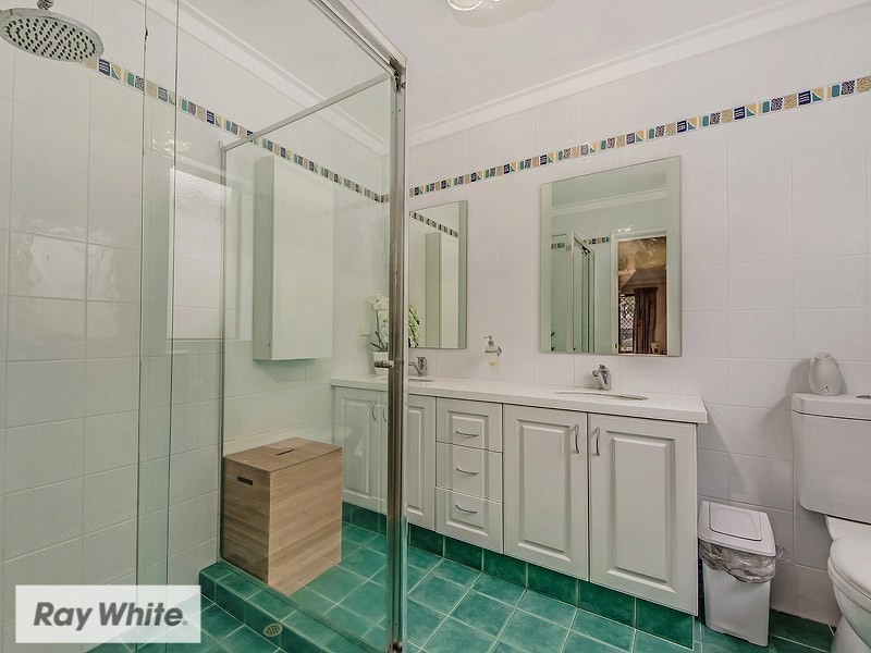 56 Whitworth Avenue, Girrawheen WA 6064