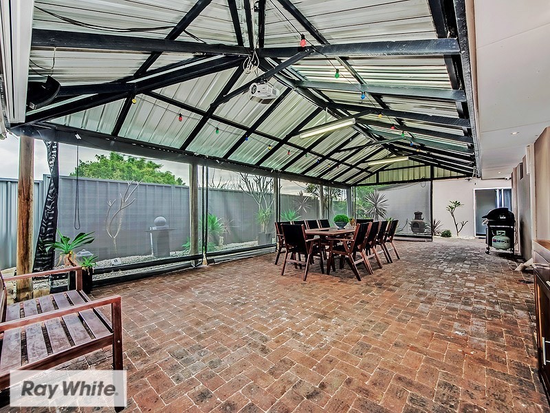 56 Whitworth Avenue, Girrawheen WA 6064