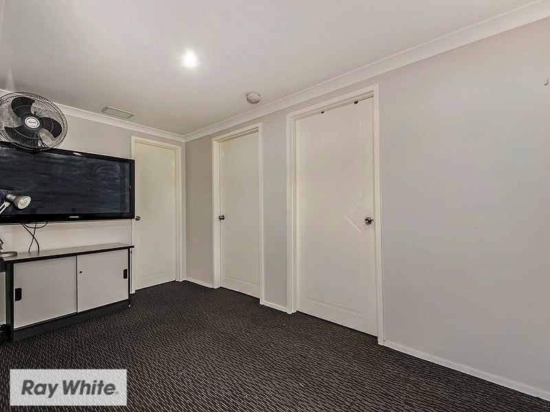 56 Whitworth Avenue, Girrawheen WA 6064