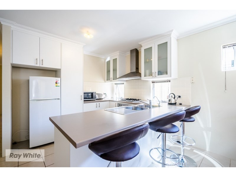 3B Peppering Way, Westminster WA 6061