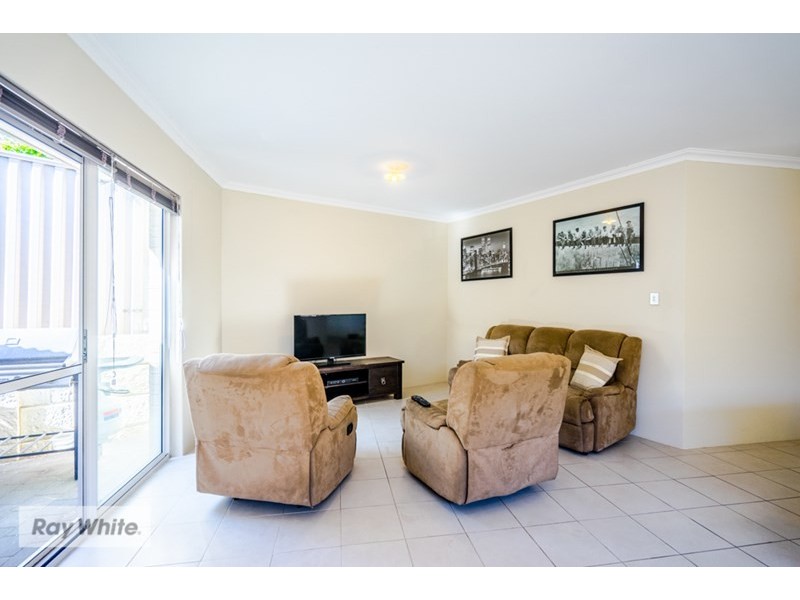 3B Peppering Way, Westminster WA 6061