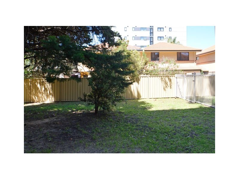 8/12 Tenth Avenue, Maylands WA 6051