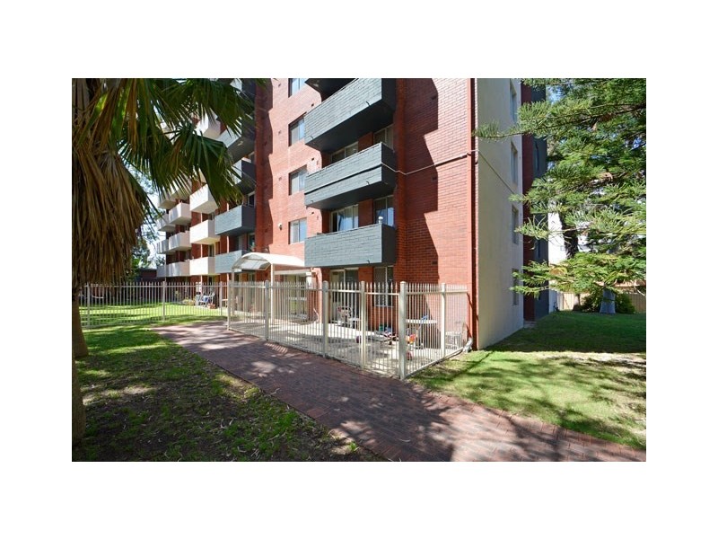 8/12 Tenth Avenue, Maylands WA 6051