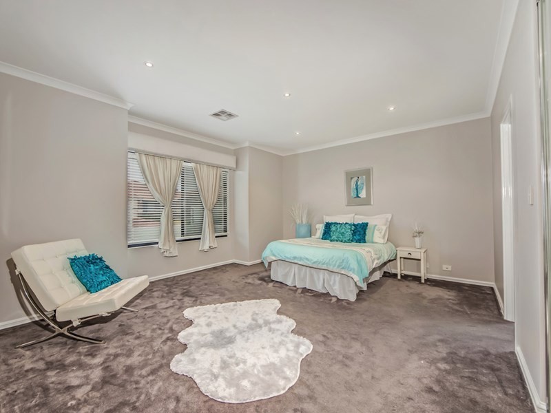 12 Hursthill Street, Madeley WA 6065