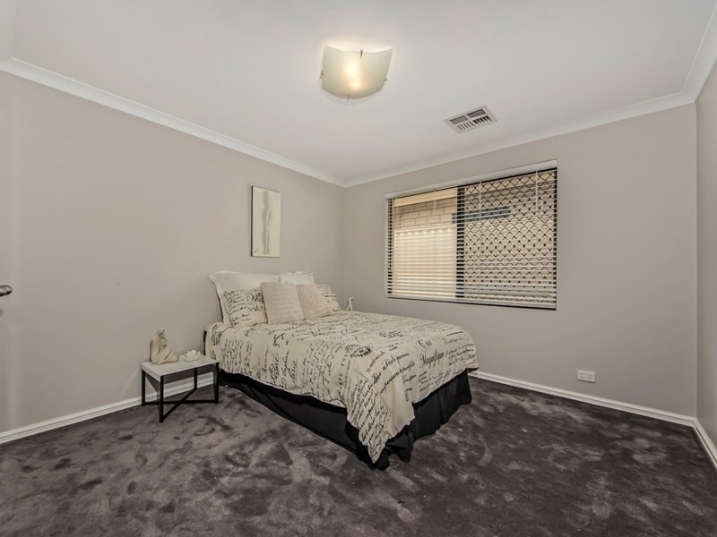 12 Hursthill Street, Madeley WA 6065