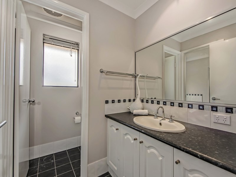 12 Hursthill Street, Madeley WA 6065