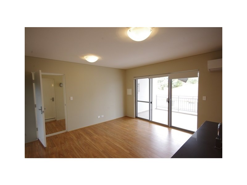 4/21 Stanley Street, Belmont WA 6104