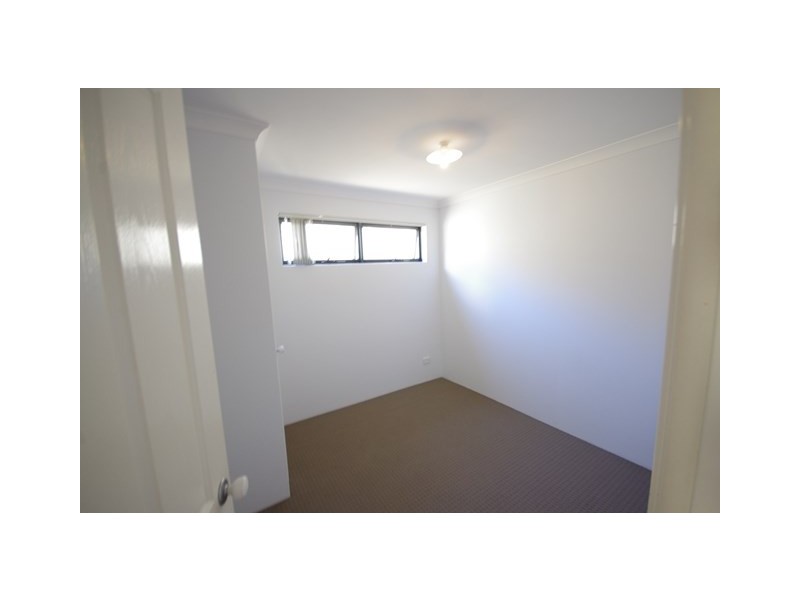 3/92 Culloton Crescent, Balga WA 6061