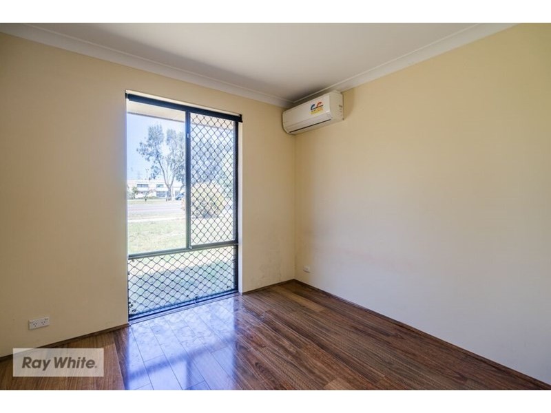 298 Illawarra Crescent, Ballajura WA 6066