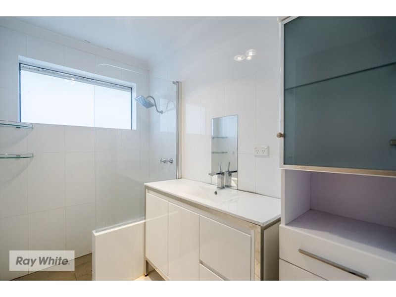 298 Illawarra Crescent, Ballajura WA 6066