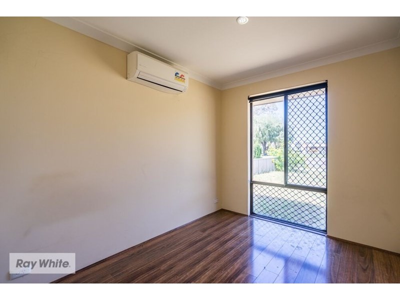 298 Illawarra Crescent, Ballajura WA 6066