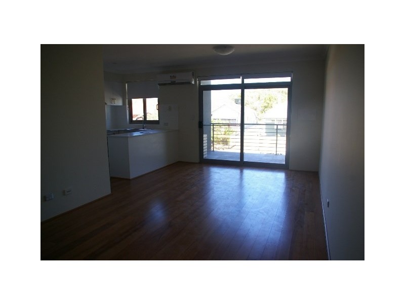 6/13 Wilson Street, Bassendean WA 6054