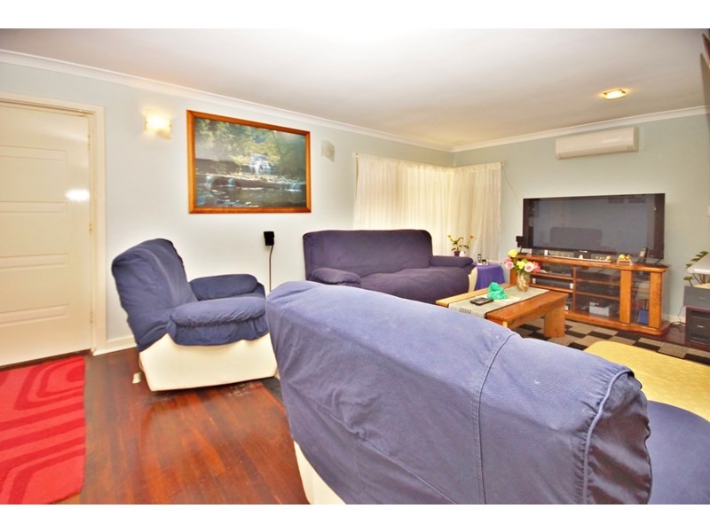 8 Hartley Way, Balga WA 6061