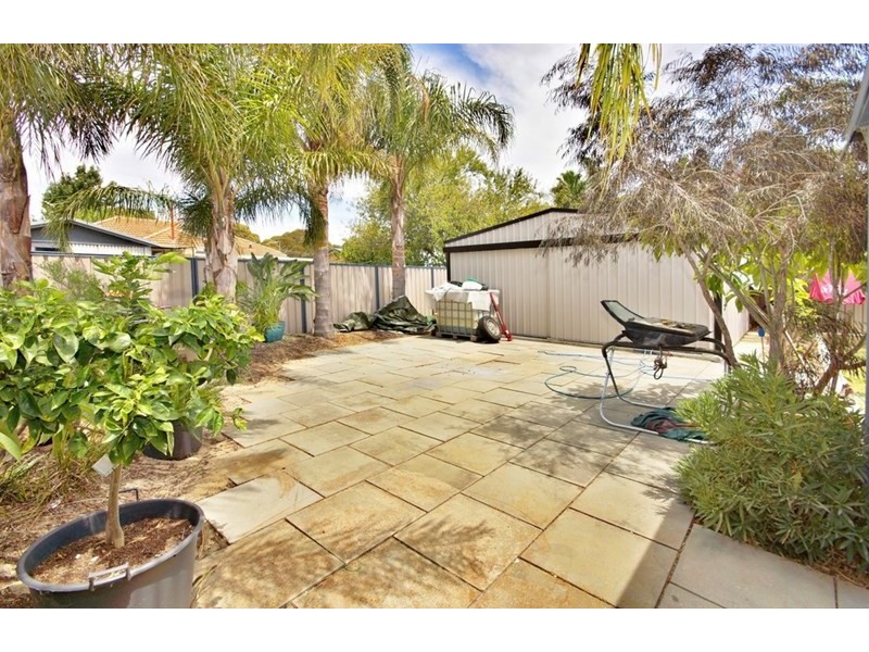 8 Hartley Way, Balga WA 6061