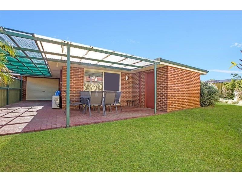 52B Ellenbrae Place, Marangaroo WA 6064