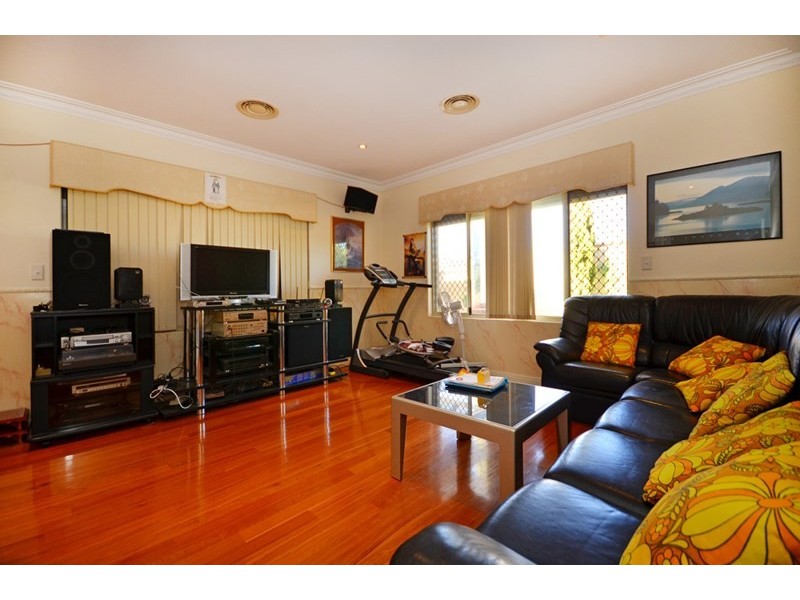 50 Ashdale Boulevard, Darch WA 6065