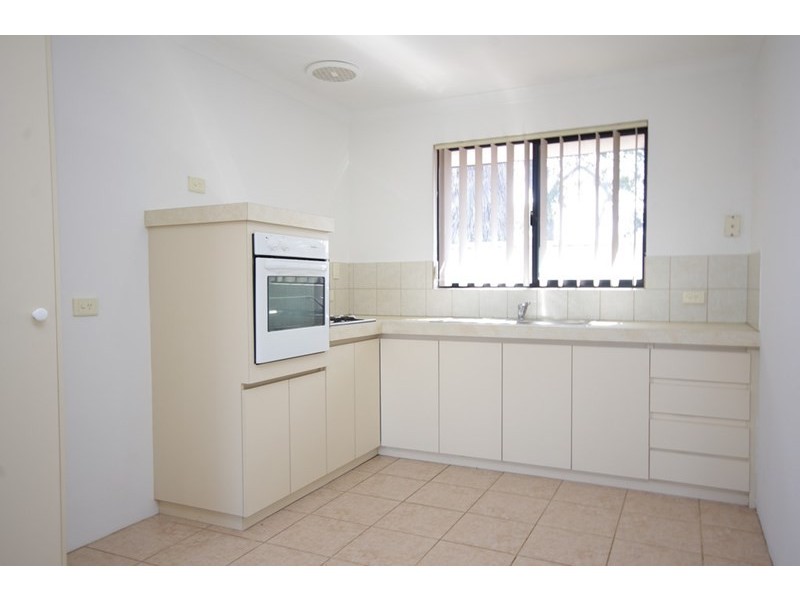 2 Fitzroy Place, Balga WA 6061