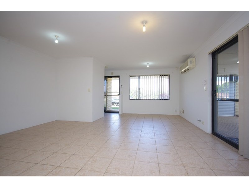 2 Fitzroy Place, Balga WA 6061