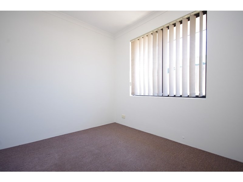 2 Fitzroy Place, Balga WA 6061