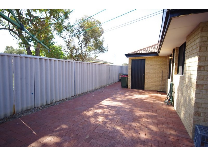 2 Fitzroy Place, Balga WA 6061