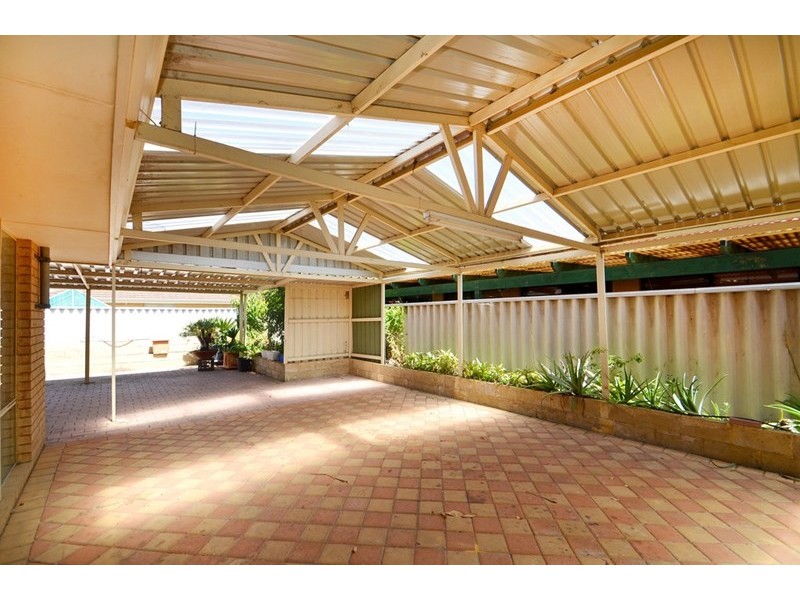 1 Bryce Gardens, Ballajura WA 6066
