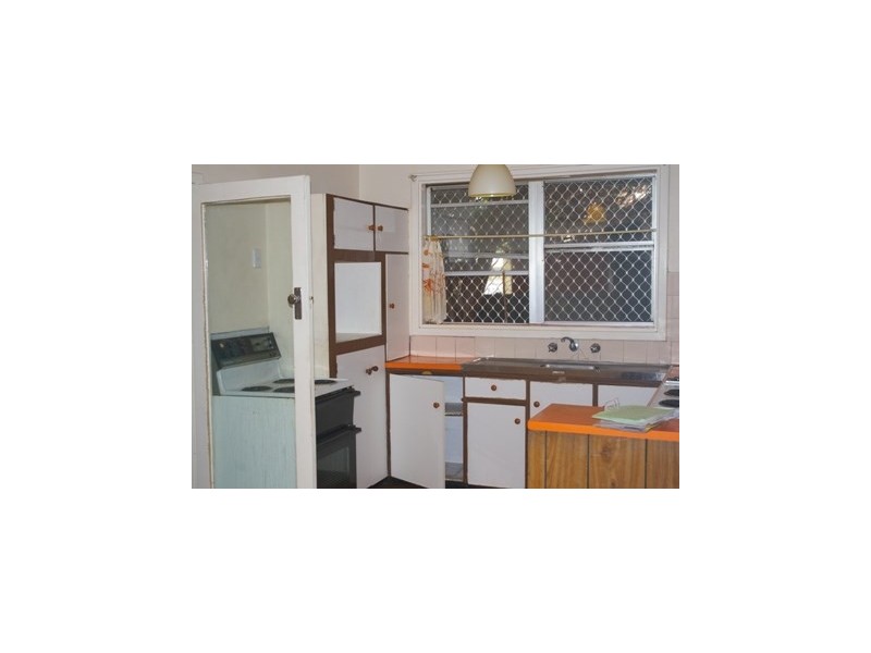 10 Tangmere Way, Balga WA 6061