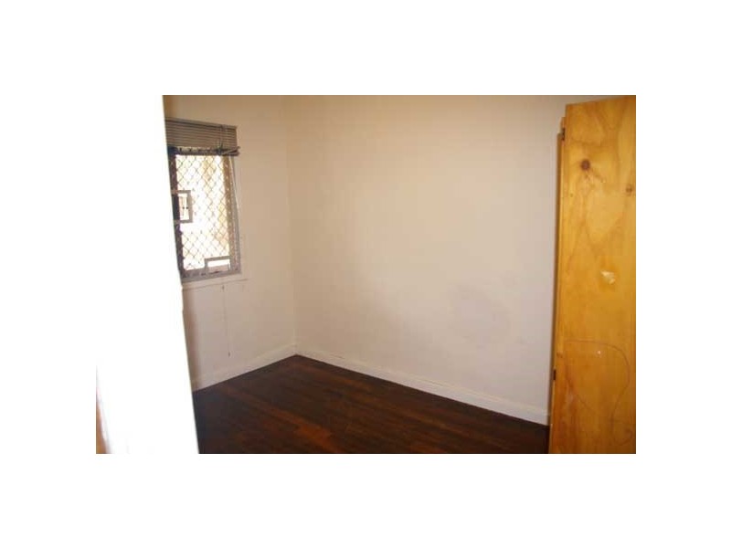 10 Tangmere Way, Balga WA 6061