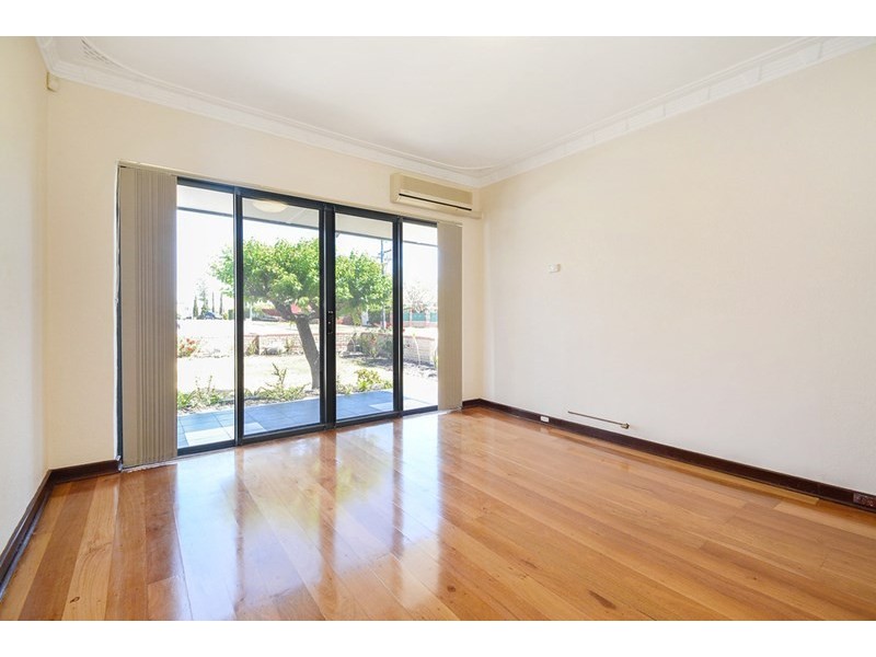 113 Royal Street, Tuart Hill WA 6060